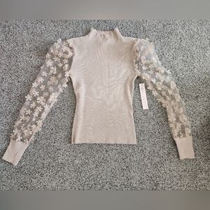 Crave fame beige floral long sleeve. Size small